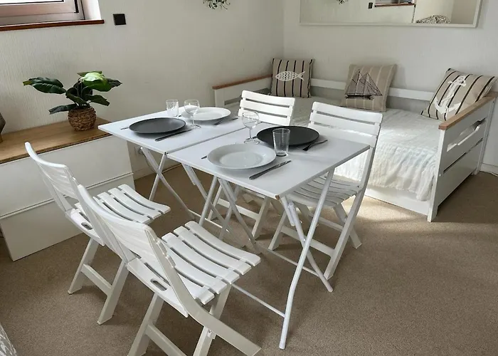 Joli - 1ere Ligne- Front De *