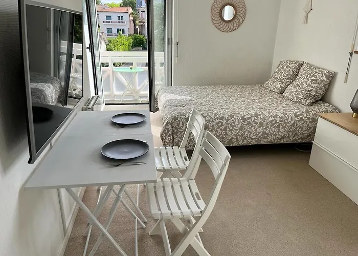 Apartment Joli - 1ere Ligne- Front De