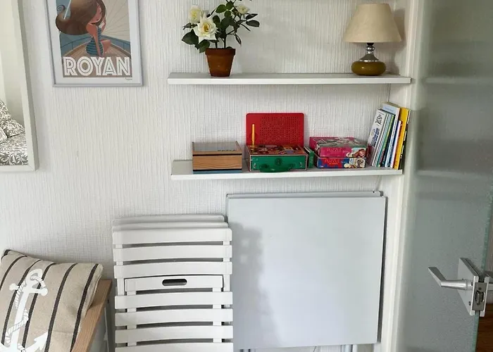 Joli - 1ere Ligne- Front De Apartment *