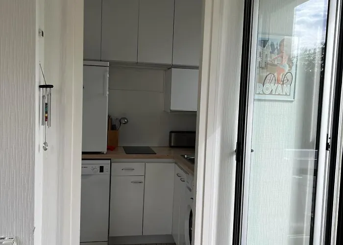 Apartment Joli - 1ere Ligne- Front De *